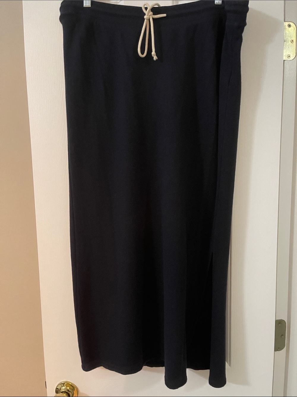 Universal Thread Navy Blue Knit Skirt